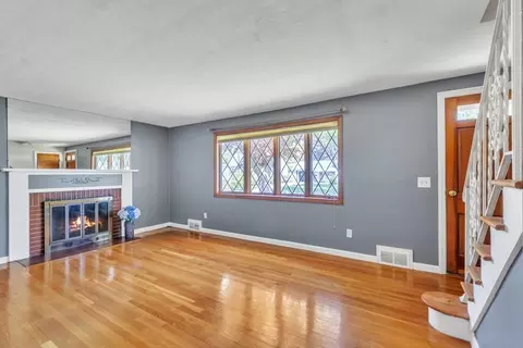 49 Jean Dr, Springfield, MA 01104 photo 17