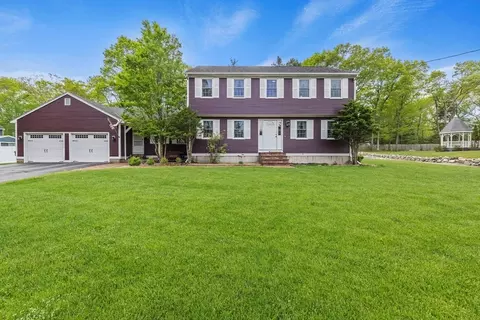 6 Mockingbird Ln, Easton, MA 02356