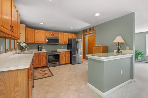 155 Hathaway St, Wareham, MA 02571 photo 18
