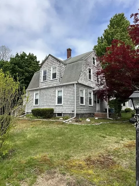 36 George St, Whitman, MA 02382