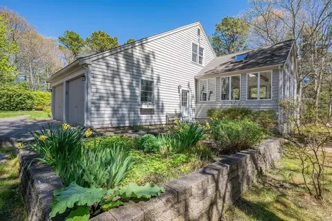 Exterior - 32 Dorcas Dr, Barnstable, MA 02630 photo 3 of 5
