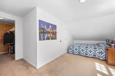 Bedroom - 32 Dorcas Dr, Barnstable, MA 02630 photo 6 of 6
