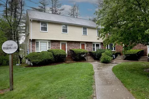 2 Pinebrook Ln #2, Easton, MA 02375