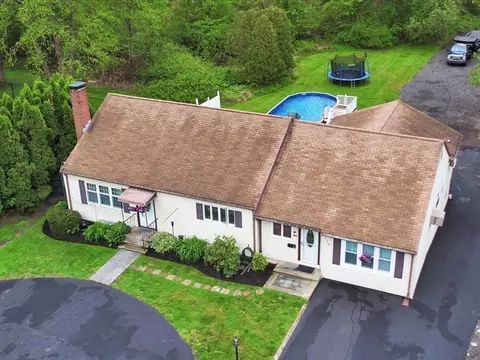 View/Area - 337 Ash St, Reading, MA 01867 photo 1 of 2