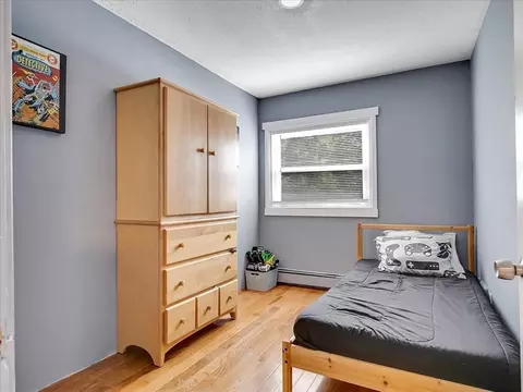 Bedroom - 337 Ash St, Reading, MA 01867 photo 4 of 5