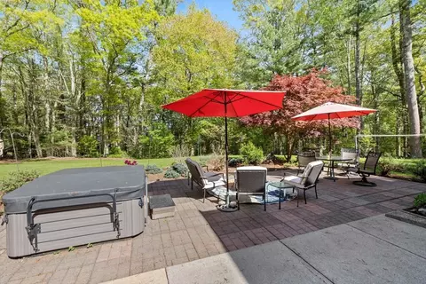 231 Everett St, Middleboro, MA 02346 photo 31