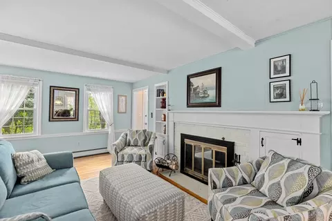 231 Everett St, Middleboro, MA 02346 photo 5