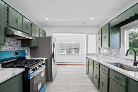 10 Elsie St, Everett, MA 02149 photo 10