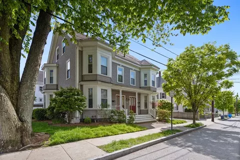 169 Chestnut St #2, Waltham, MA 02453