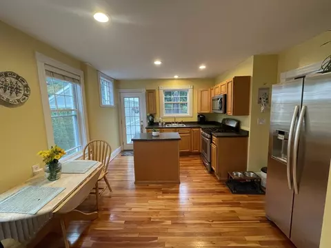 6 Walnut Ave, Beverly, MA 01915 photo 10