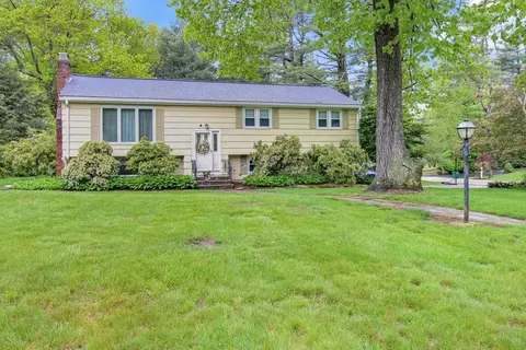 7 Alder Rd, Westwood, MA 02090