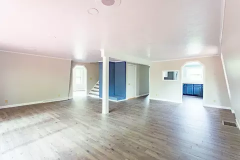 Living - 161 Forest Ave, Warren, MA 01083 photo 2 of 5