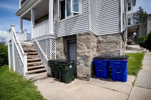293 Crescent St, Fall River, MA 02720 photo 4