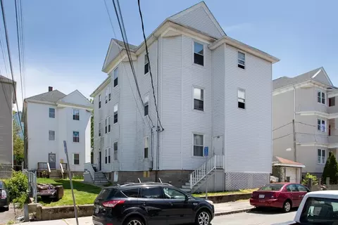 488-494 Ridge St, Fall River, MA 02724