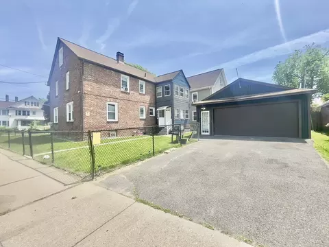 110 Melha Ave, Springfield, MA 01104 photo 4