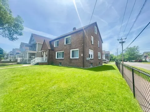 110 Melha Ave, Springfield, MA 01104 photo 3