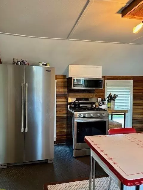 116 Chestnut St, Fairhaven, MA 02719 photo 20