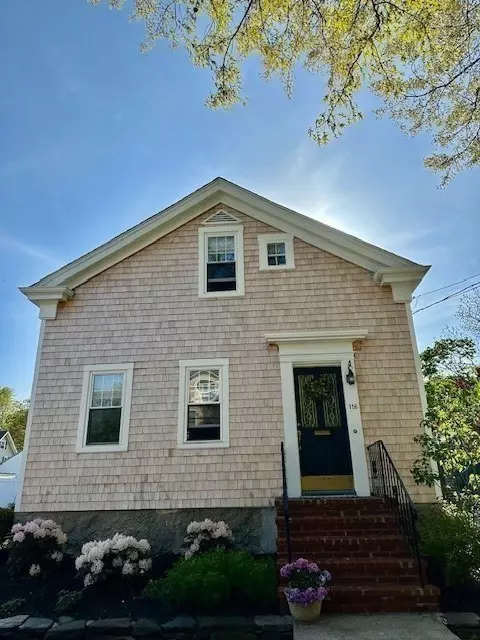 116 Chestnut St, Fairhaven, MA 02719 photo 2