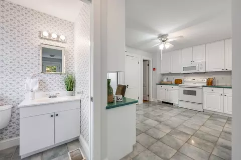 23 Pinewood Rd, Needham, MA 02492 photo 16