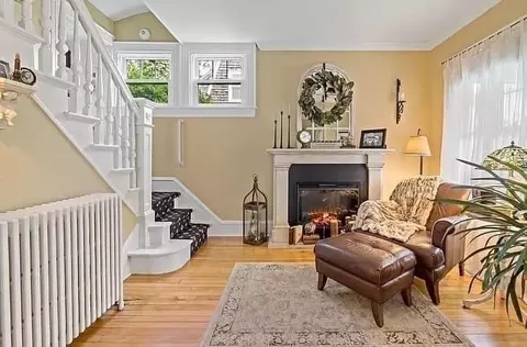 458 Weetamoe St, Fall River, MA 02720 photo 5
