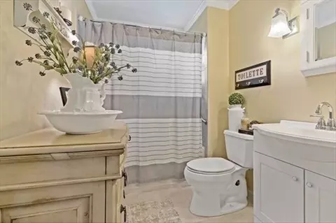 458 Weetamoe St, Fall River, MA 02720 photo 21