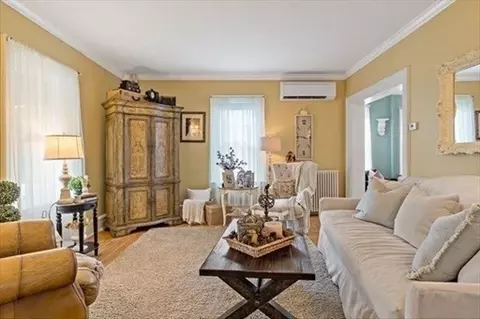 458 Weetamoe St, Fall River, MA 02720 photo 6