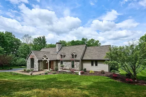 100 Chmura Rd, Hadley, MA 01035