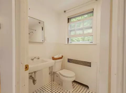 607 Salisbury St, Worcester, MA 01609 photo 19