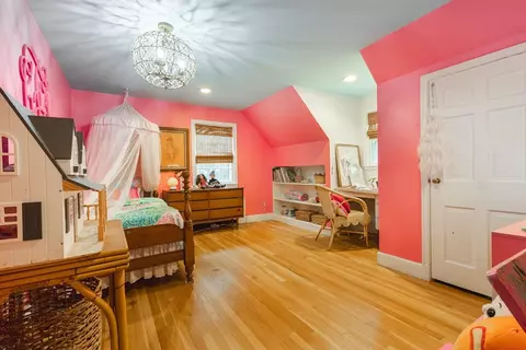 607 Salisbury St, Worcester, MA 01609 photo 28