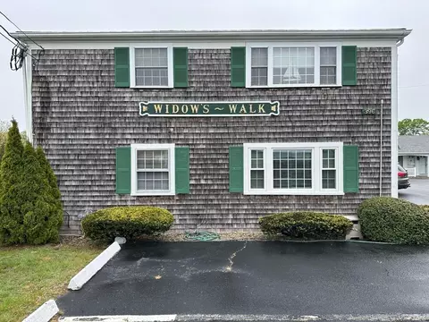 91 Depot St #8, Dennis, MA 02639