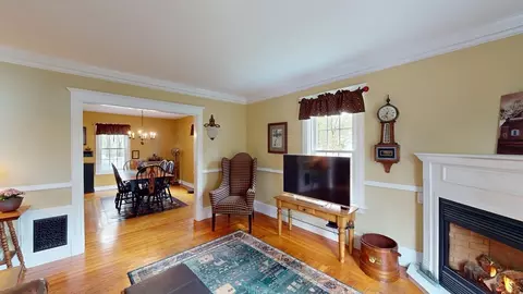 47 Davis Ave, Attleboro, MA 02703 photo 13