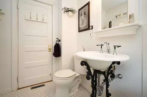 47 Davis Ave, Attleboro, MA 02703 photo 33