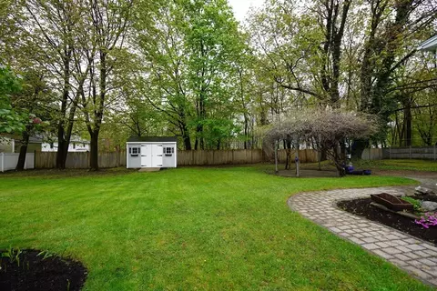 47 Davis Ave, Attleboro, MA 02703 photo 5