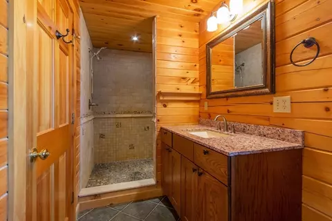 44 3rd St, Brimfield, MA 01010 photo 24