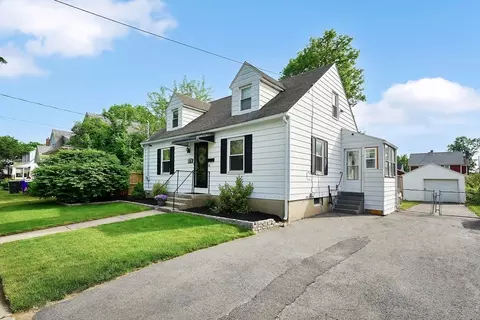 30 Corona St, Springfield, MA 01104 photo 25