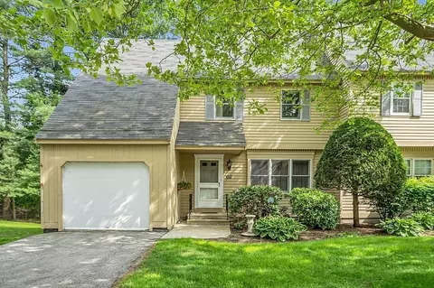 88 Waterford Dr #31, Worcester, MA 01602