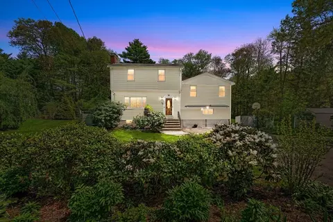 130 E Foxboro St, Sharon, MA 02067