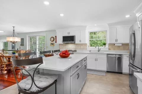 50 Hyde Park Rd, Barnstable, MA 02630 photo 6