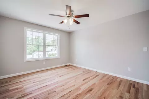 27 Jennings St, Springfield, MA 01119 photo 19