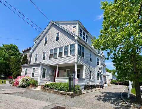 13 Cross St, Marlborough, MA 01752