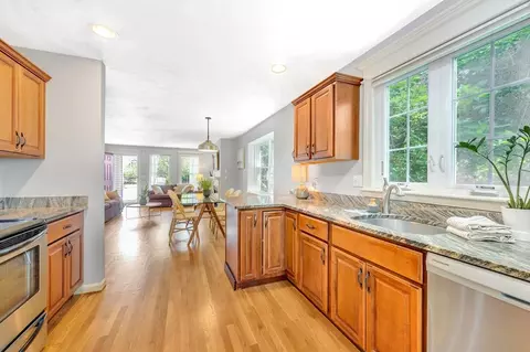 216 Main St #E1, Maynard, MA 01754 photo 8