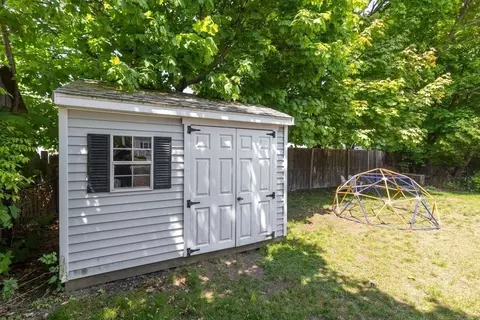 Exterior - 13 G St, Hull, MA 02045 photo 8 of 9
