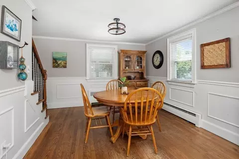 Dining - 13 G St, Hull, MA 02045 photo 1 of 3