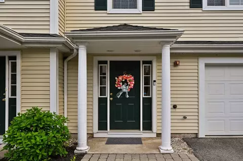 19 Morphew Ln #6, Rowley, MA 01969