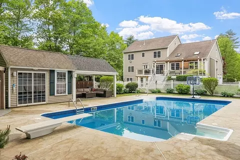 76 Grist Mill Rd, Littleton, MA 01460