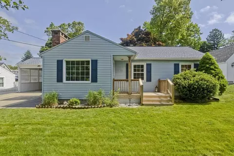 141 W Canton Cir, Springfield, MA 01104