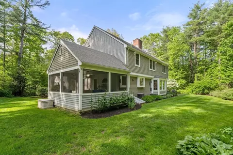 Exterior - 12 Pleasant St, Dover, MA 02030 photo 7 of 11