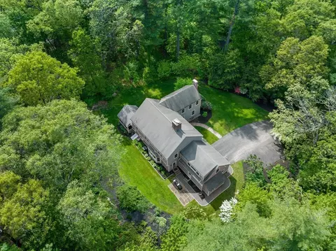 View/Area - 12 Pleasant St, Dover, MA 02030 photo 1 of 4