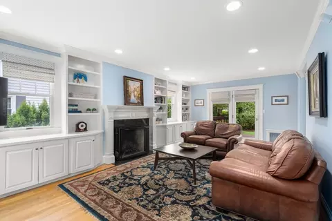 39 Prince St, Needham, MA 02492 photo 8