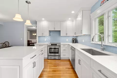39 Prince St, Needham, MA 02492 photo 14